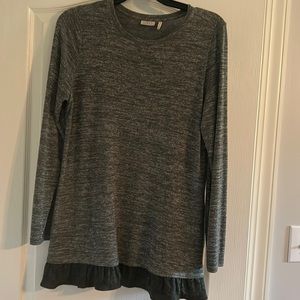 Logo tunic. Very pretty greenish gray. Large.